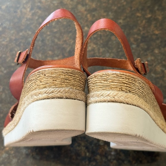 Bertuchi Leather Espadrille Sandals Brown Ankle Strap Women’s Size 8.5 - Picture 5 of 7